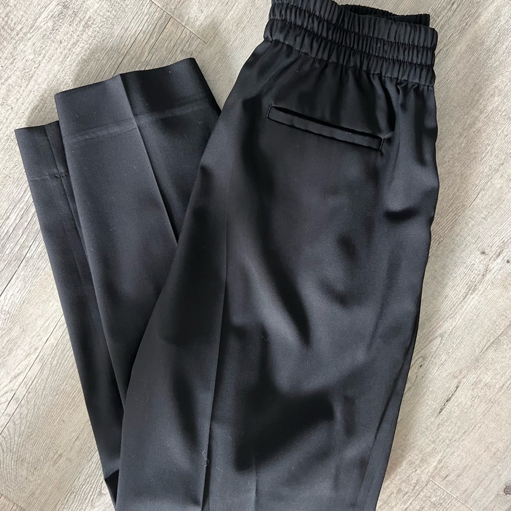 Black Everlane trousers